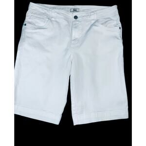 Bass®️Women White Denim Shorts-Size 12 Women Denim Shorts